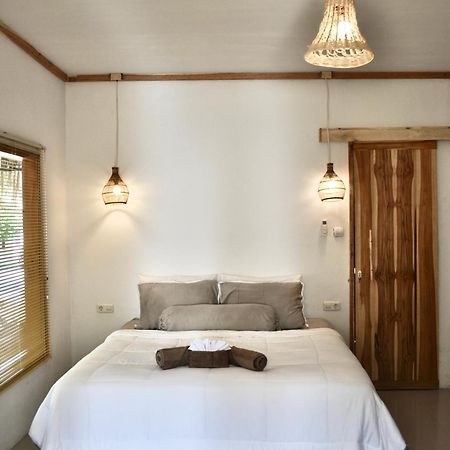 Ripbowl Guest House Selong Belanak Esterno foto