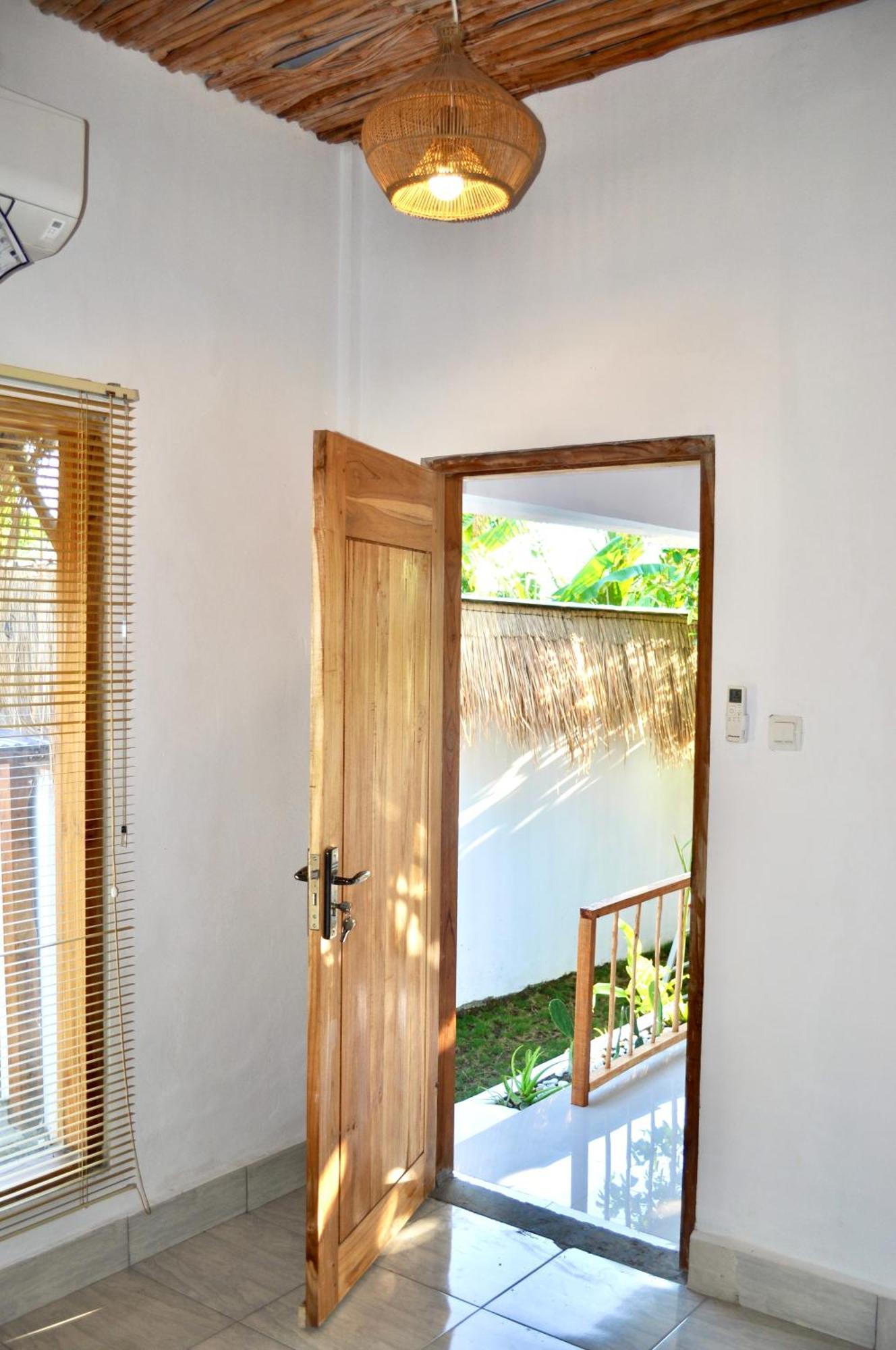 Ripbowl Guest House Selong Belanak Esterno foto