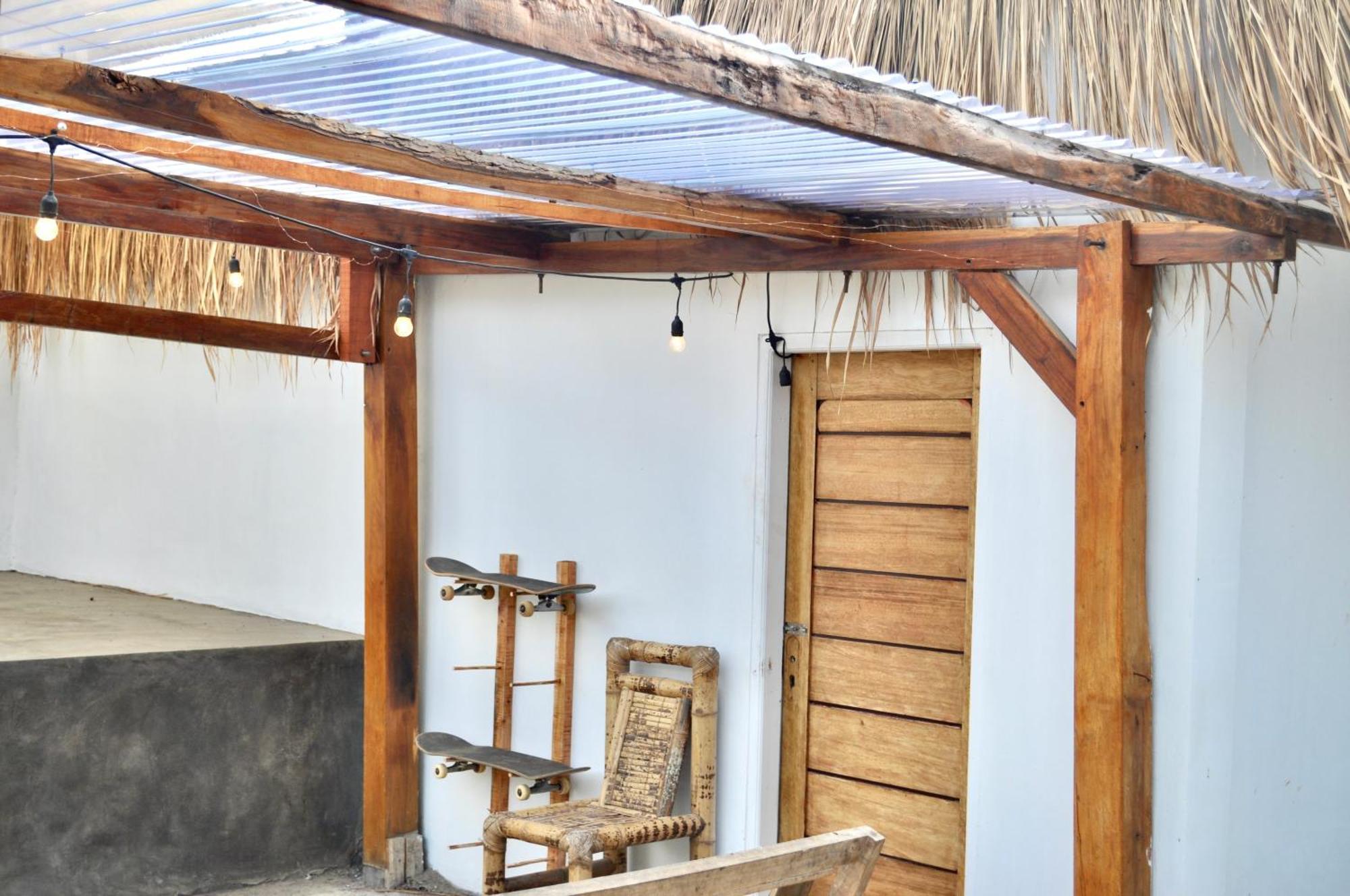 Ripbowl Guest House Selong Belanak Esterno foto