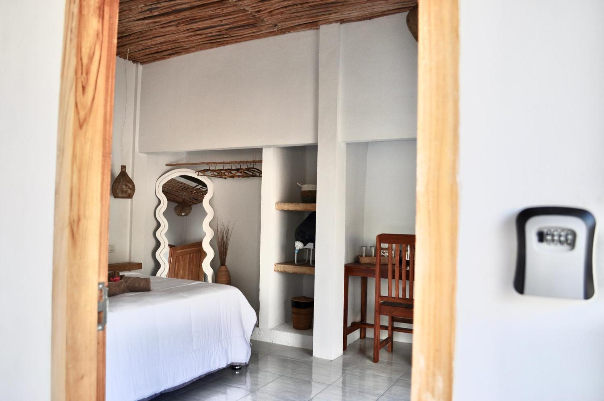Ripbowl Guest House Selong Belanak Esterno foto