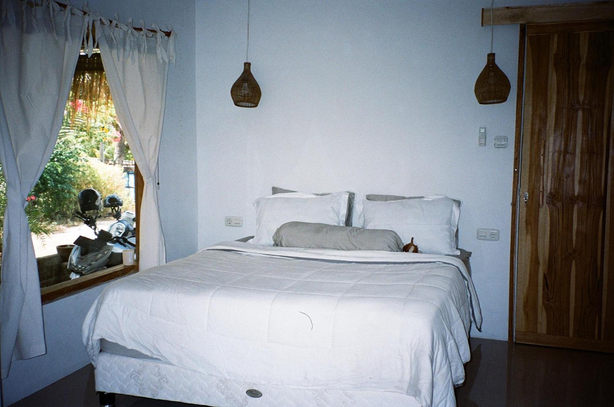Ripbowl Guest House Selong Belanak Esterno foto